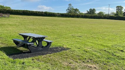 Alvechurch Dog Park & DIY Dog Wash — secure dog field in Birmingham