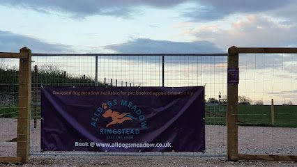 AllDogs Meadow; Ringstead — secure dog field in Hunstanton