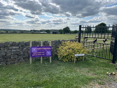 Heatherdene Happy Hounds — secure dog field in Matlock
